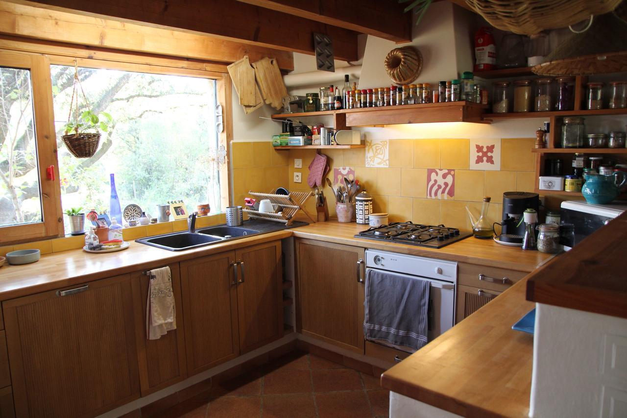 BnB à la Carte Viols-en-Laval Esterno foto